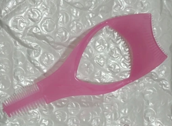 Applicator, instrumentul pentru aplicarea impecabilă a rimelului - Image 10