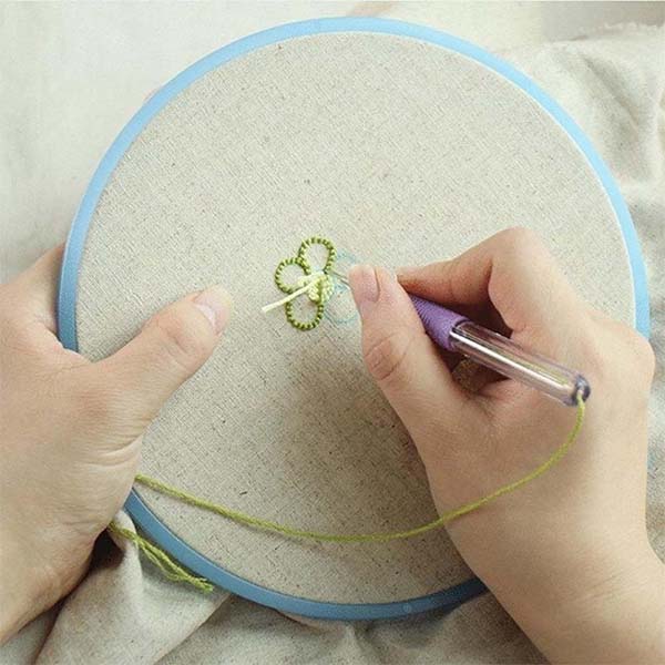 EmbroideryKit, un set cu 136 de piese și alte cele mai comune accesorii pentru broderie - Image 8