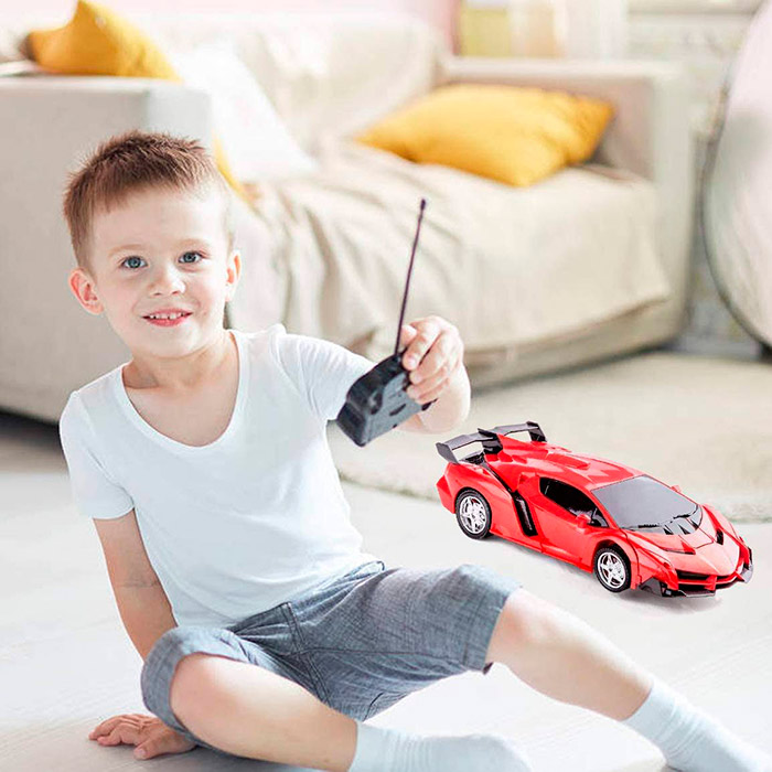 RoboAuto, o mașină care se transformă într-un robot - Image 4