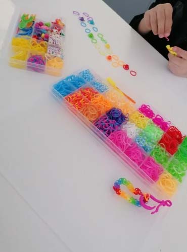 RubberBands, set pentru realizarea brățărilor, pandantivelor și a altor accesorii - Image 10